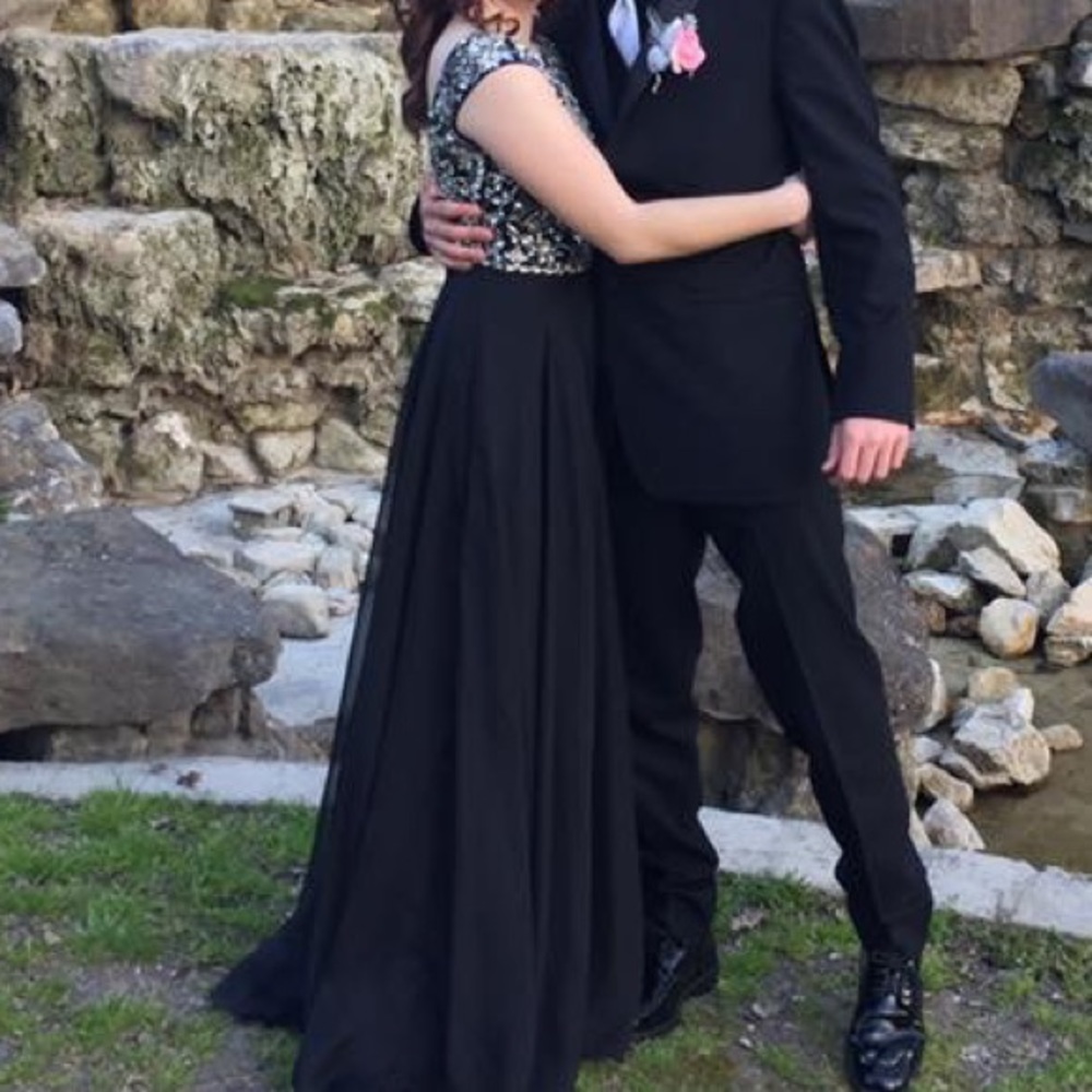 Sherri Hill Prom Dress - Picture 7 of 7